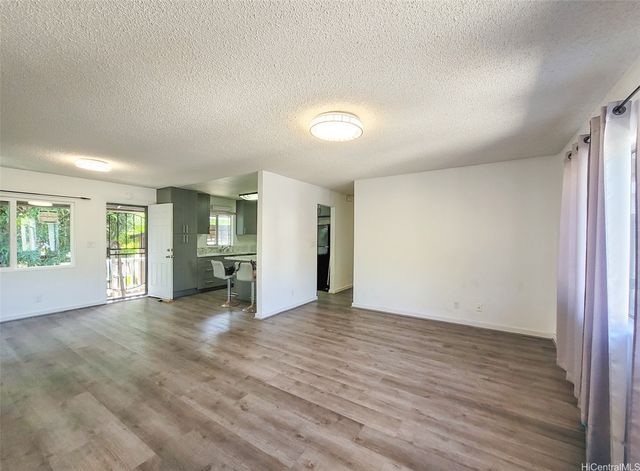 99-051 Kinoole Place, Aiea, HI 96701