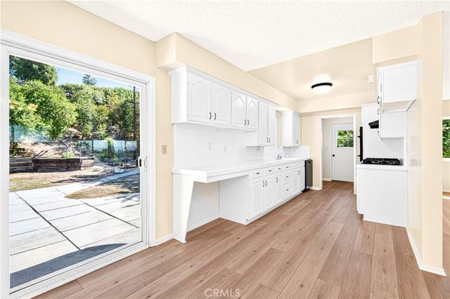 22023 Parthenia Street, West Hills, CA 91304