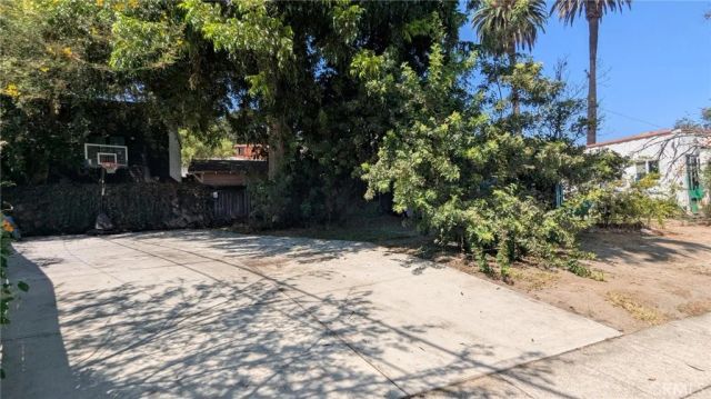 2402 Langdale Avenue, Los Angeles, CA 90041