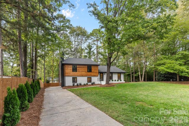 509 Selkirk Place, Charlotte, NC 28270