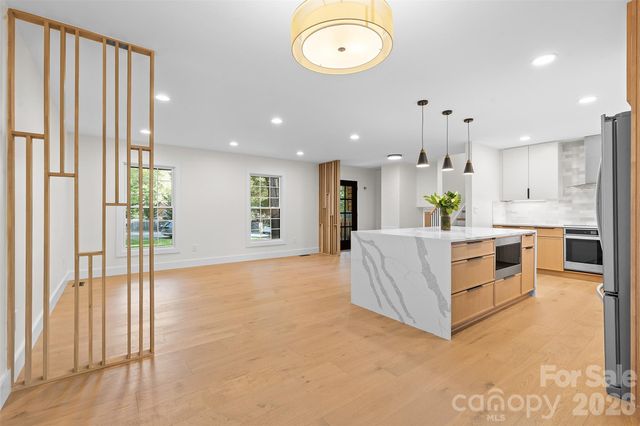 509 Selkirk Place, Charlotte, NC 28270