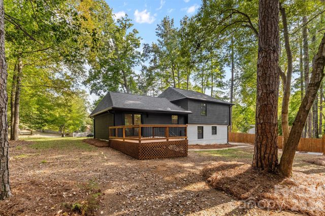 509 Selkirk Place, Charlotte, NC 28270