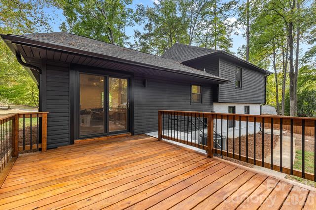 509 Selkirk Place, Charlotte, NC 28270