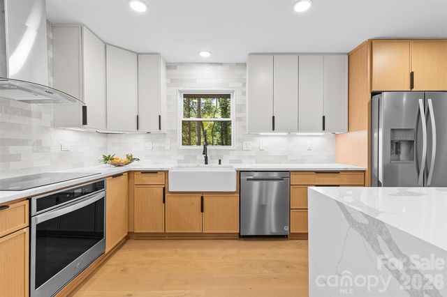 509 Selkirk Place, Charlotte, NC 28270