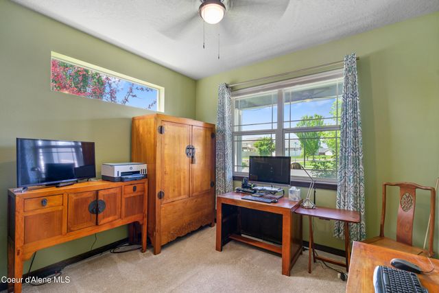 3020 N Backweight Loop, Post Falls, ID 83854