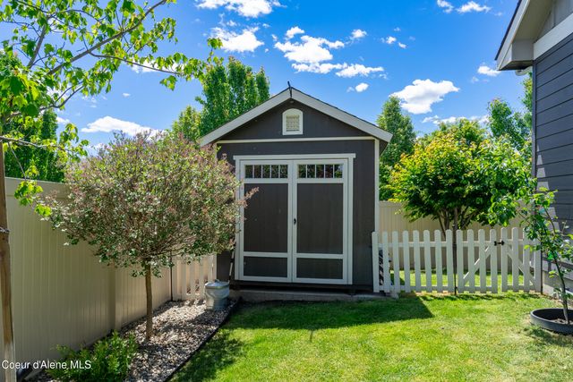 3020 N Backweight Loop, Post Falls, ID 83854
