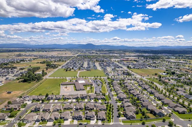 3020 N Backweight Loop, Post Falls, ID 83854