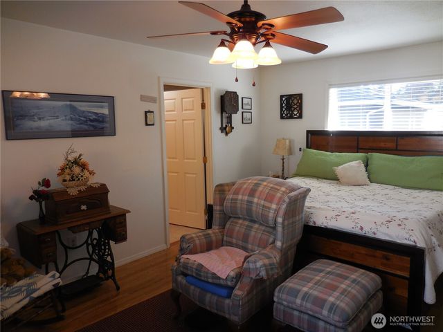 2450 Madrona Drive SE, Port Orchard, WA 98366