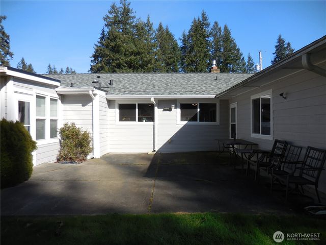 2450 Madrona Drive SE, Port Orchard, WA 98366