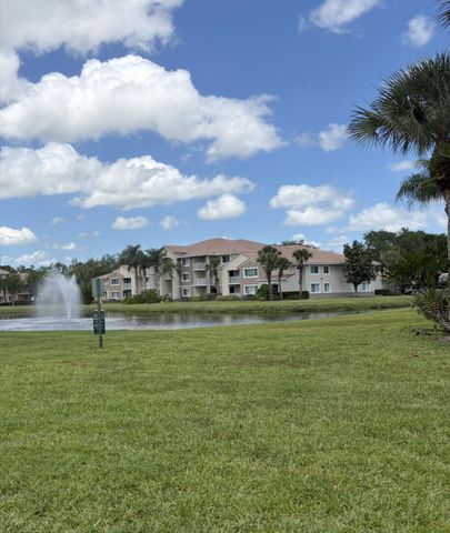 181 SW Palm Dr Apt 203, Port St Lucie, FL 34986