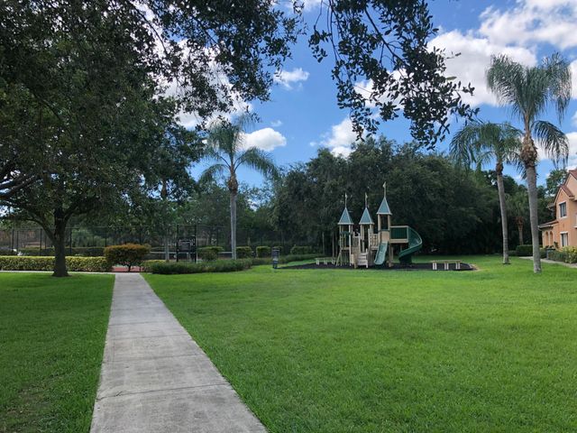 181 SW Palm Dr Apt 203, Port St Lucie, FL 34986