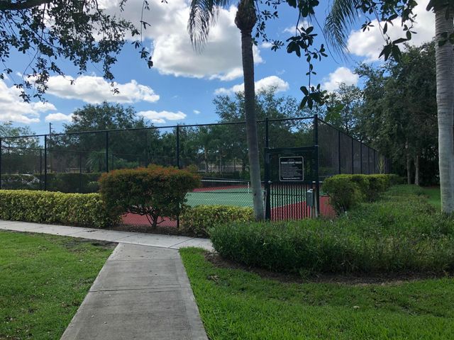 181 SW Palm Dr Apt 203, Port St Lucie, FL 34986