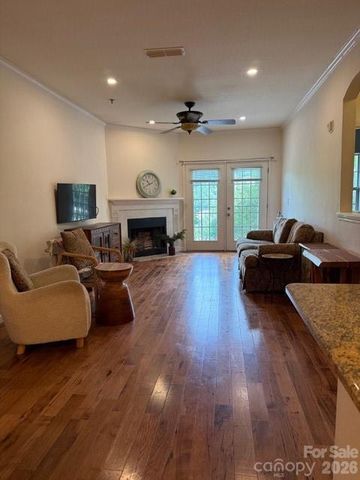 200 Vista Lake Drive 301, Candler, NC 28715