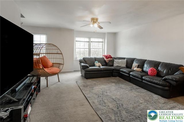 2152 East Boulevard, Bethlehem City, PA 18017