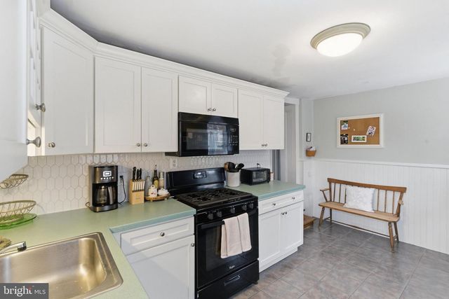 405 LEVERINGTON AVE, Philadelphia, PA 19128