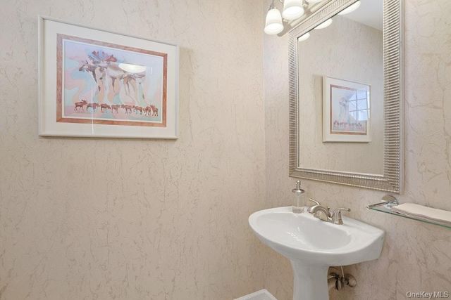 1303 Regent Drive, Mount Kisco, NY 10549