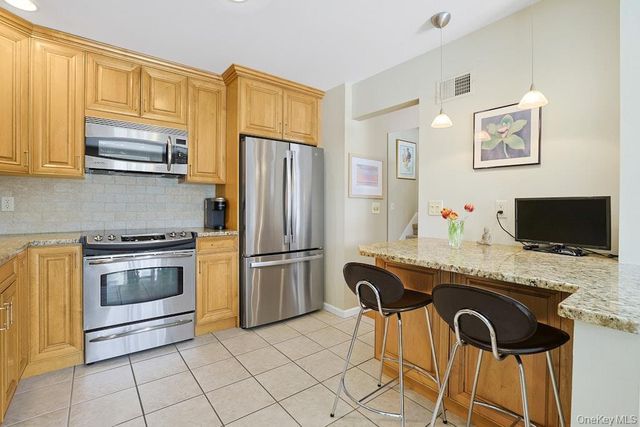 1303 Regent Drive, Mount Kisco, NY 10549