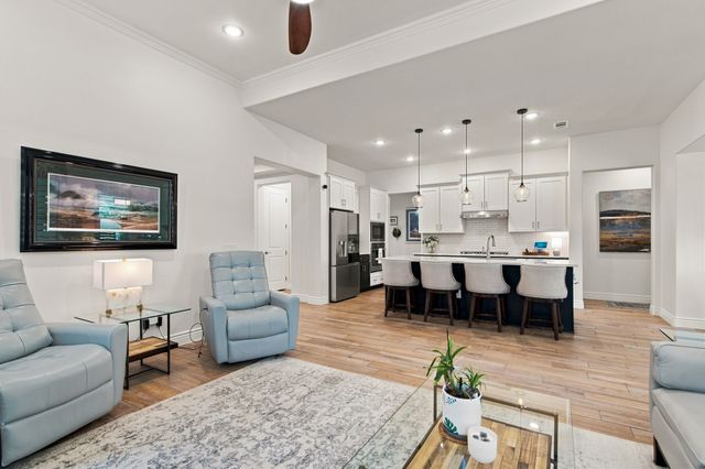 9620 Creekwood Drive, Denton, TX 76207
