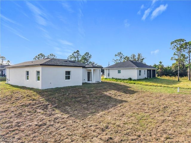 336 Hermosa AVE, Lehigh Acres, FL 33974