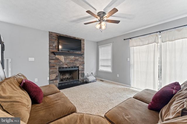 9402 BRAKEN CT, Fredericksburg, VA 22408