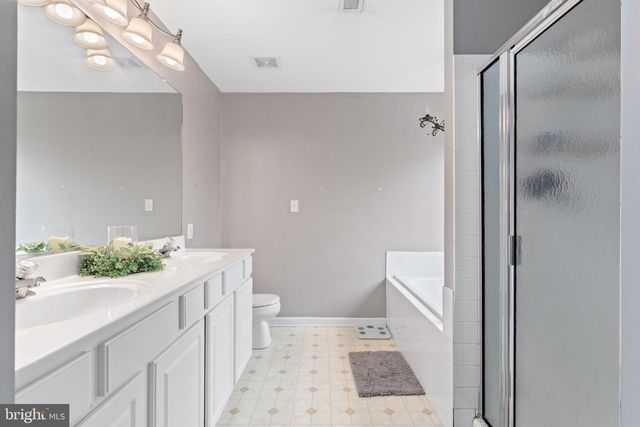 9402 BRAKEN CT, Fredericksburg, VA 22408