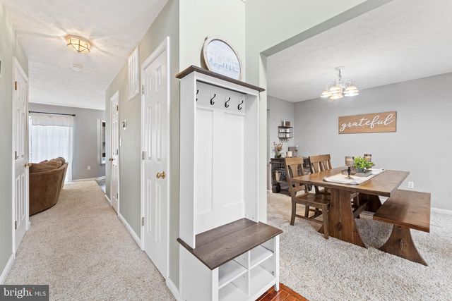 9402 BRAKEN CT, Fredericksburg, VA 22408