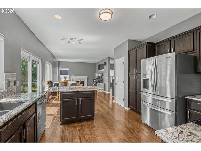 30832 Nw YORKSHIRE St, North Plains, OR 97133
