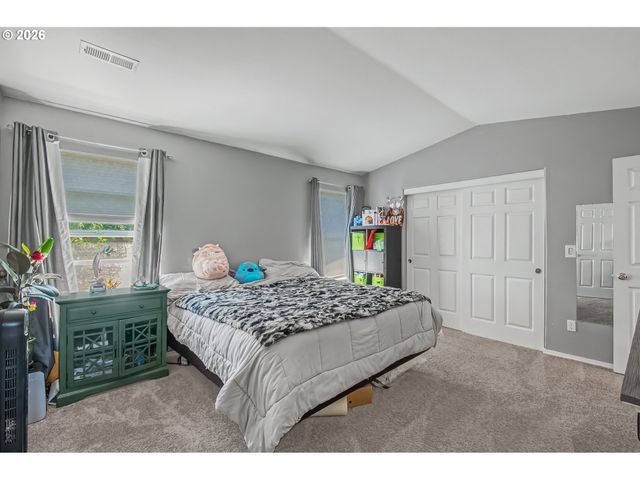 30832 Nw YORKSHIRE St, North Plains, OR 97133