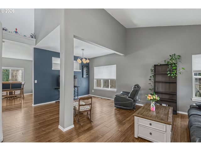 30832 Nw YORKSHIRE St, North Plains, OR 97133