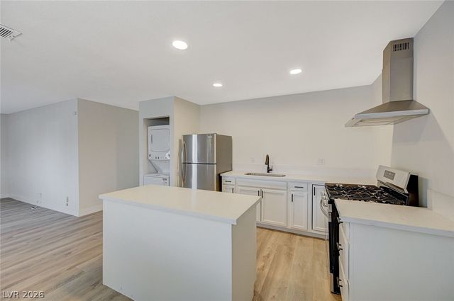 893 West Bartlett Avenue, Las Vegas, NV 89106