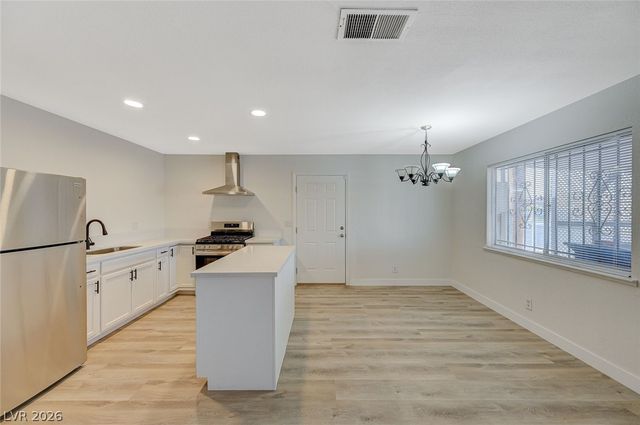 893 West Bartlett Avenue, Las Vegas, NV 89106