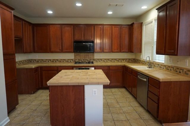 5224 Vesta Cir, Stockton, CA 95219