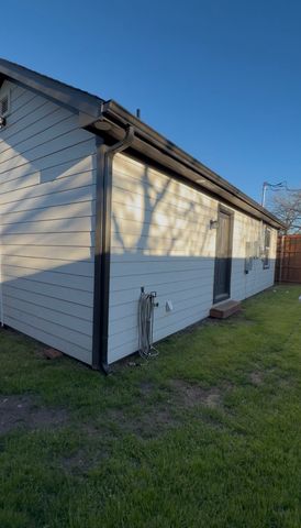 2837 May Street, Fort Worth, TX 76110