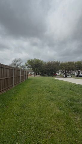 2837 May Street, Fort Worth, TX 76110
