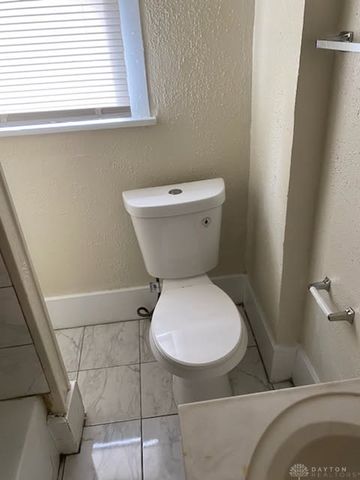 208 Heaton Avenue, Dayton, OH 45410