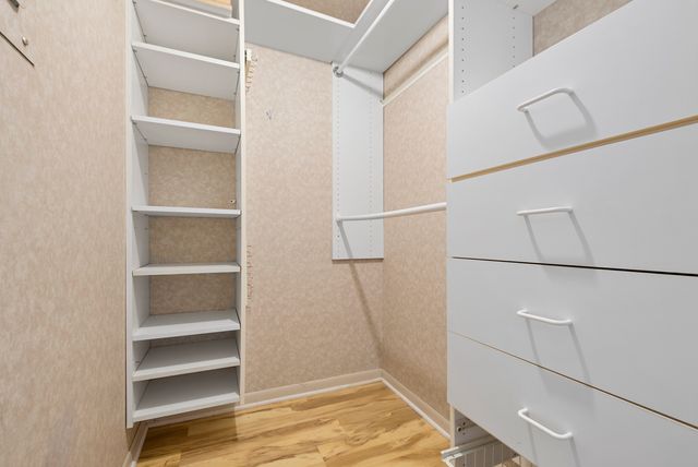 5003 W 135th Street 1, Crestwood, IL 60418