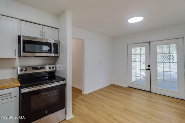 2470 Carter Road, Biloxi, MS 39531