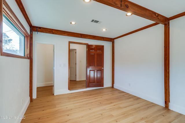 2470 Carter Road, Biloxi, MS 39531