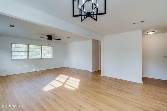 2470 Carter Road, Biloxi, MS 39531