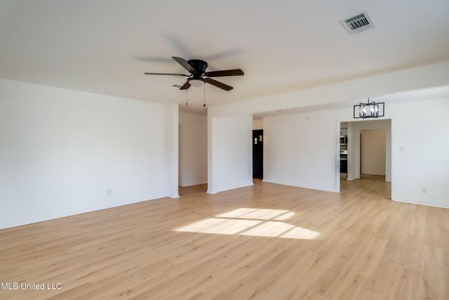 2470 Carter Road, Biloxi, MS 39531