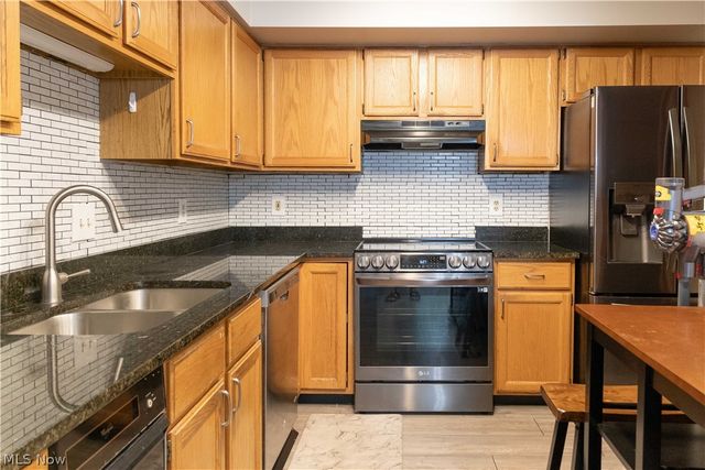 1448 Cedarwood Drive C1, Westlake, OH 44145