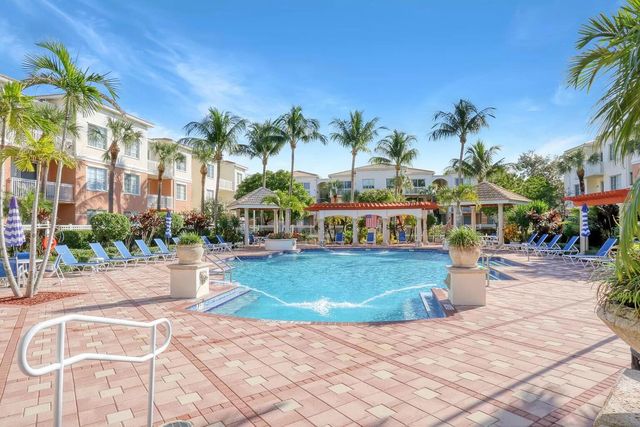 5306 E Myrtlewood Circle, Palm Beach Gardens, FL 33418