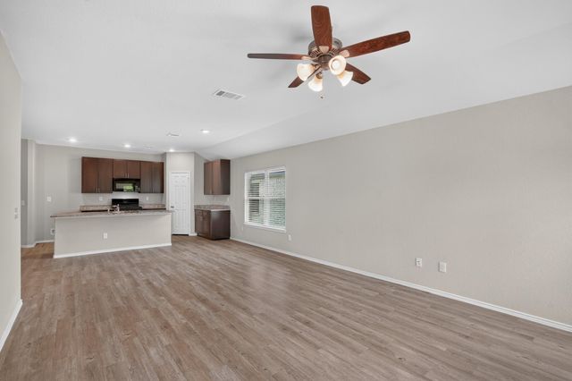 168 Ashe Juniper Way, Montgomery, TX 77354