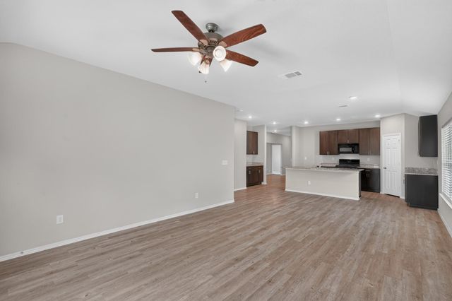 168 Ashe Juniper Way, Montgomery, TX 77354