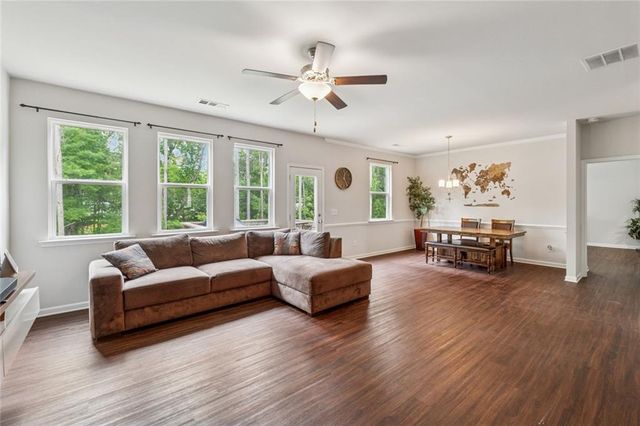 520 Edgemore Road, Canton, GA 30114