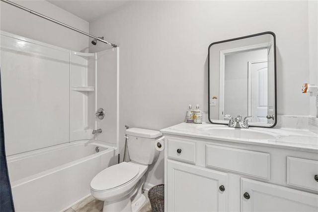 520 Edgemore Road, Canton, GA 30114