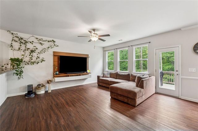 520 Edgemore Road, Canton, GA 30114