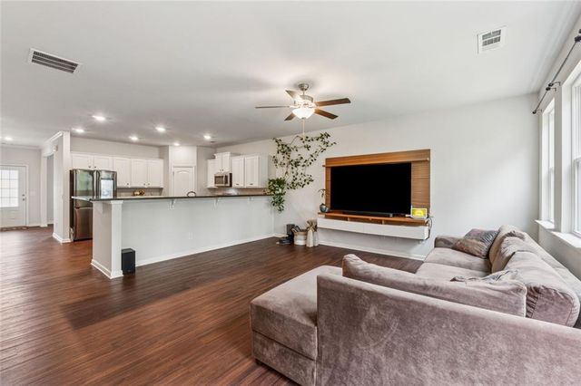 520 Edgemore Road, Canton, GA 30114