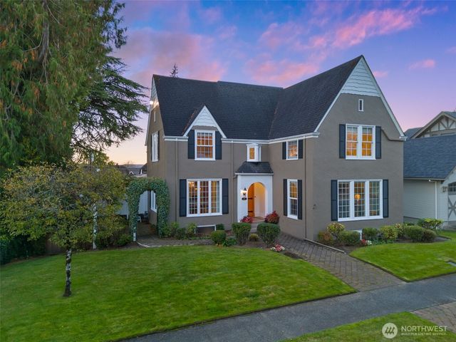 317 W 10th Street, Aberdeen, WA 98520