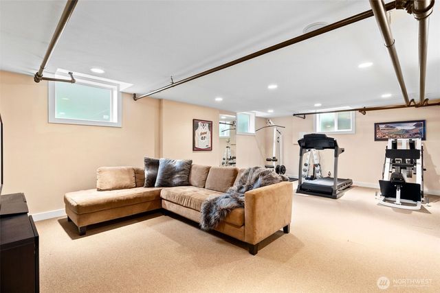 317 W 10th Street, Aberdeen, WA 98520